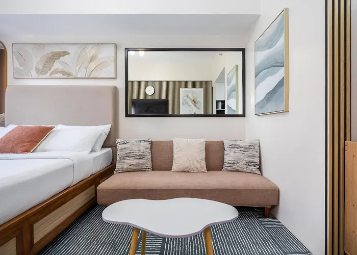 Apartment Rn Modern Near It Park, Gym & Pool *