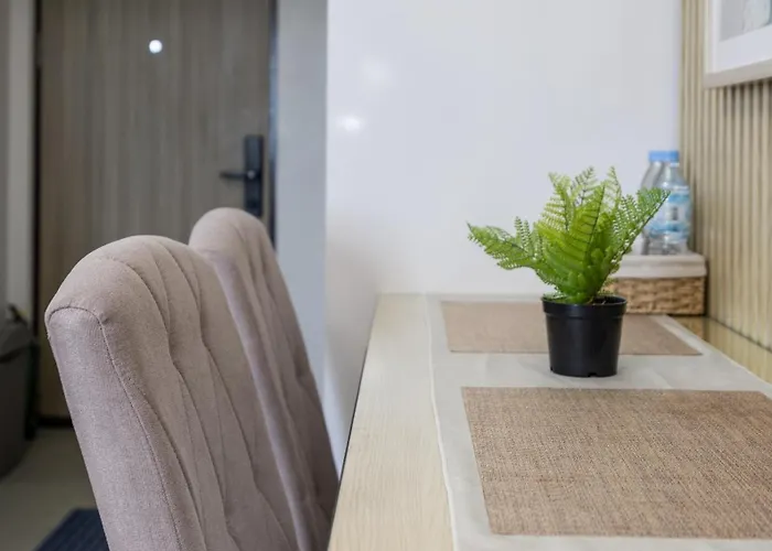 Apartment Rn Modern Near It Park, Gym & Pool *