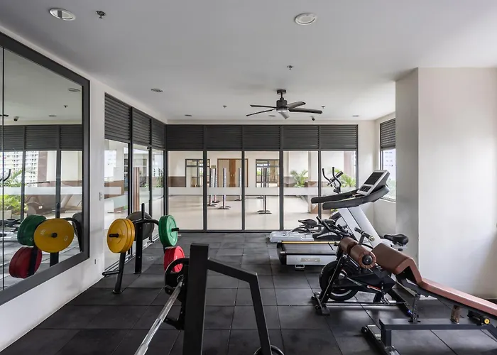 Rn Modern Near It Park, Gym & Pool Cebu